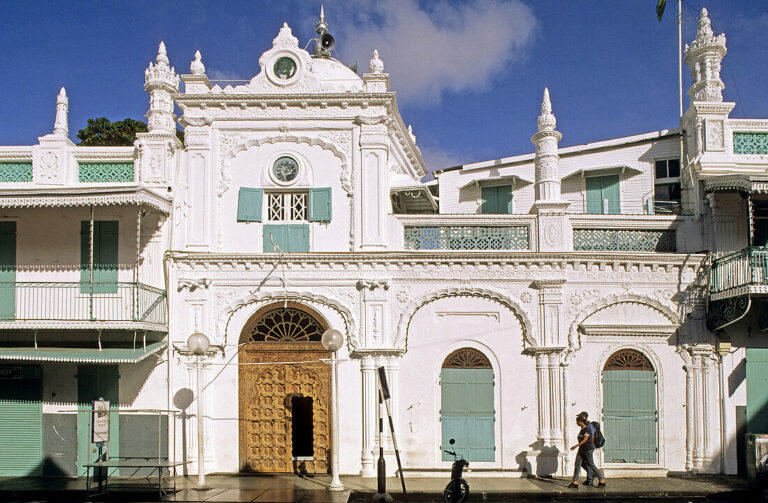 70135492-Jummah-Mosque-1852-Port-Louis-Mauritius