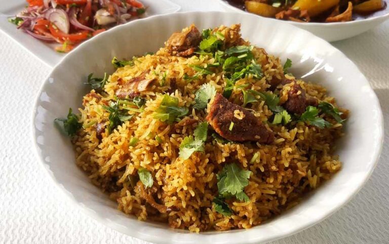 Flavour-Fused Mutton Akni  