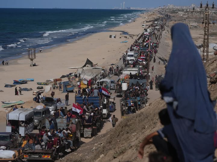 Ceasefire: ‘My parents dream is to return and smell the sea of Gaza’